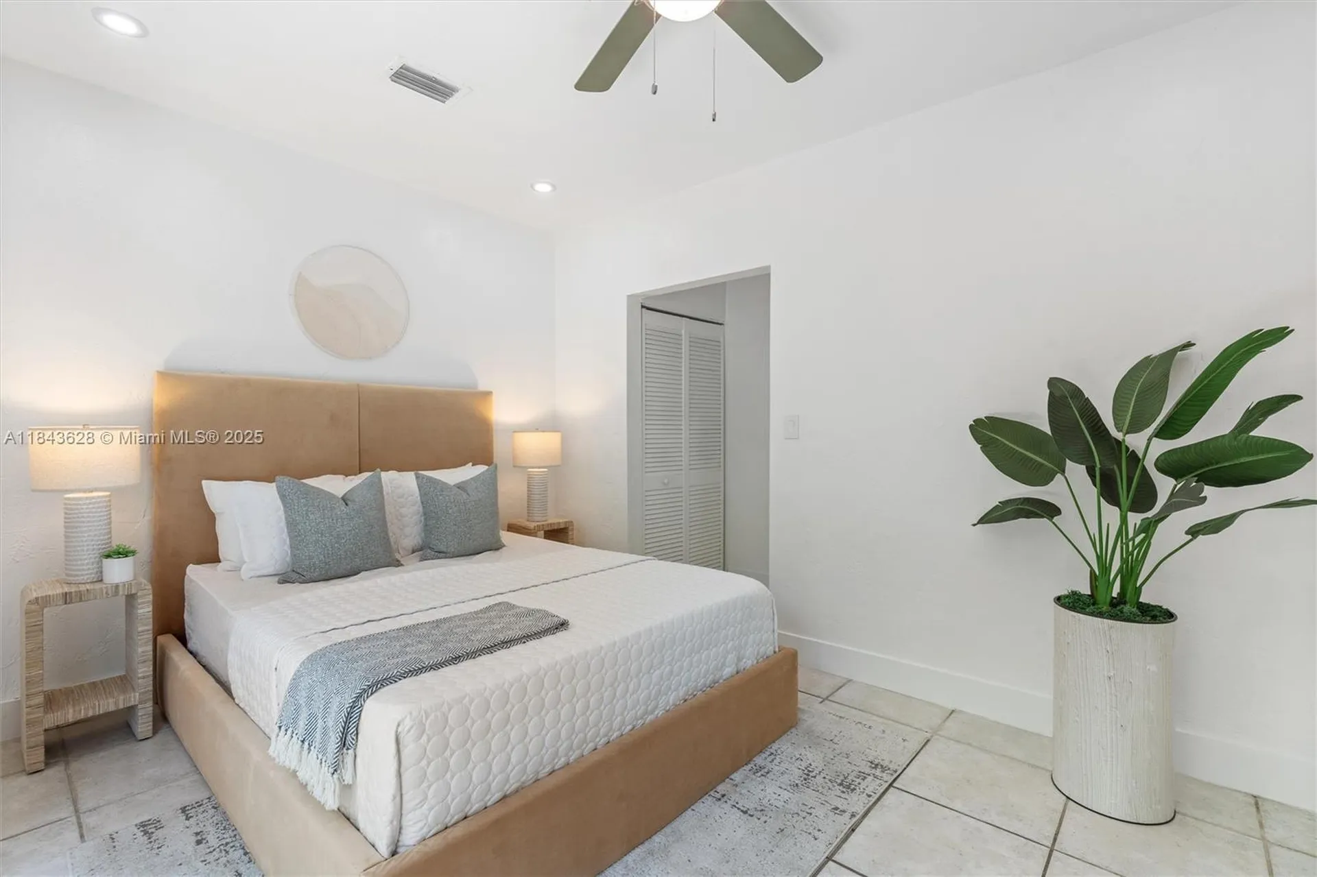 1100 NE 17th Terrace Fort Lauderdale FL 33304