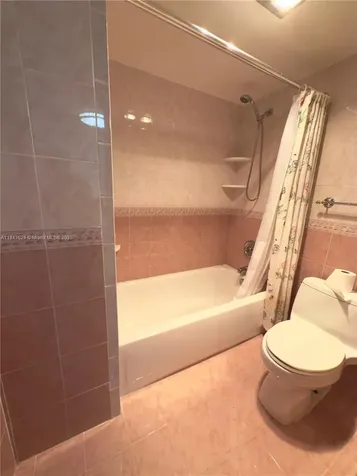 3675 N Country Club Drive Aventura FL 33180