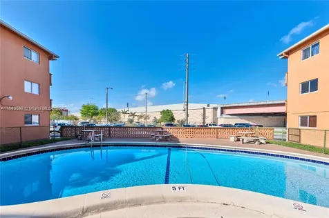 2330 NW 11th Street Miami FL 33125
