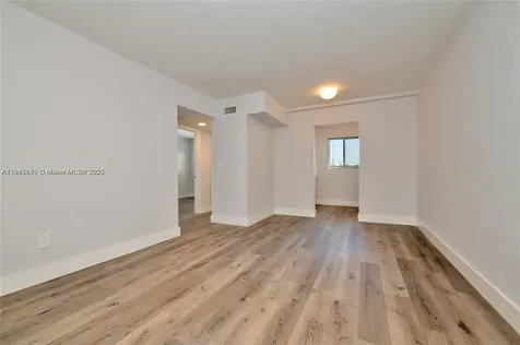 2330 NW 11th Street Miami FL 33125