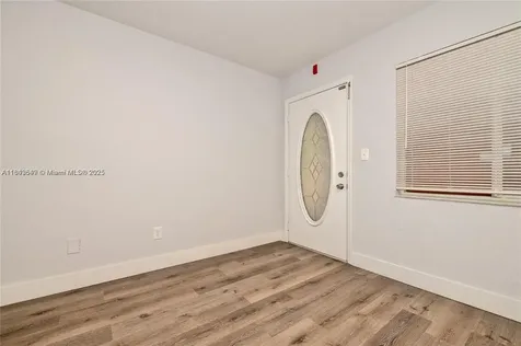 2330 NW 11th Street Miami FL 33125