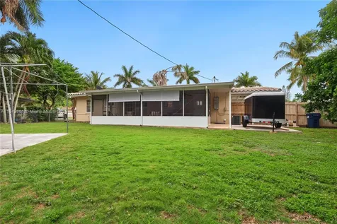 9455 SW 181st Street Palmetto Bay FL 33157