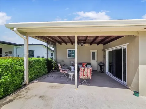 2101 NW 119th Avenue Pembroke Pines FL 33026