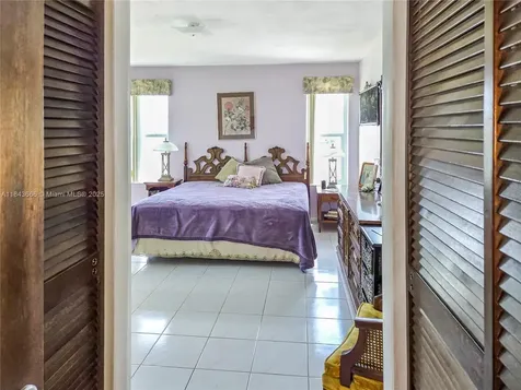 2101 NW 119th Avenue Pembroke Pines FL 33026