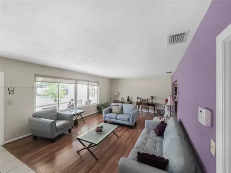 2101 NW 119th Avenue Pembroke Pines FL 33026
