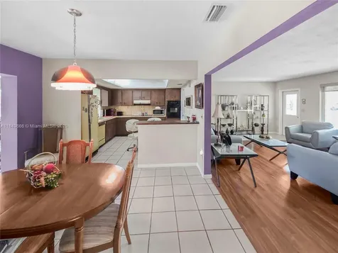2101 NW 119th Avenue Pembroke Pines FL 33026