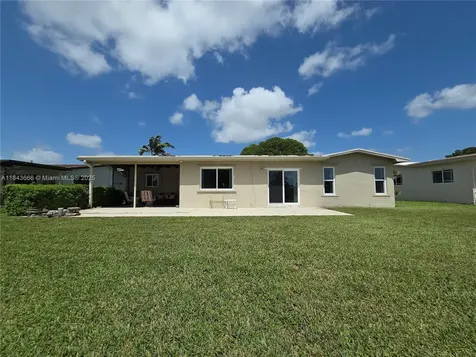 2101 NW 119th Avenue Pembroke Pines FL 33026