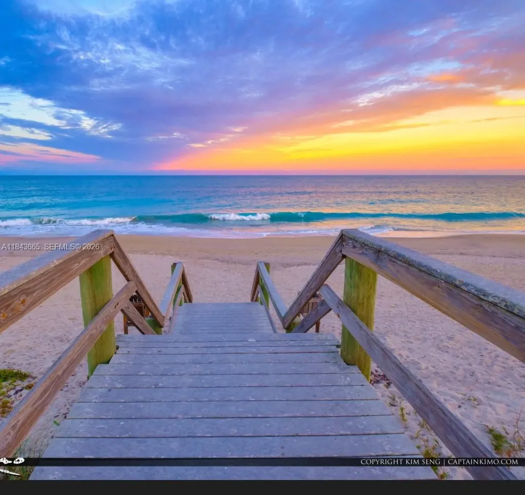 8966 101st Court Vero Beach FL 32967