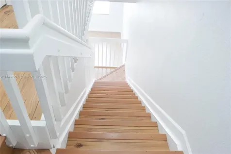 153 SE 28th Place Homestead FL 33033