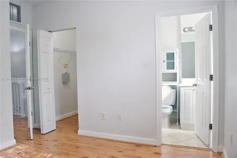 153 SE 28th Place Homestead FL 33033