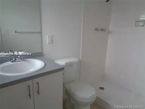 15205 NE 6th Avenue Miami FL 33162