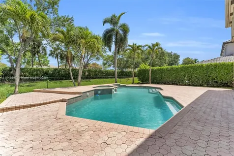 16831 SW 6th Street Pembroke Pines FL 33027