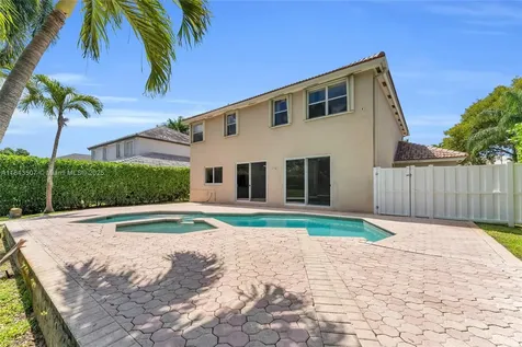 16831 SW 6th Street Pembroke Pines FL 33027