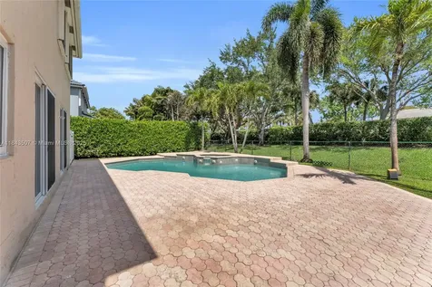 16831 SW 6th Street Pembroke Pines FL 33027
