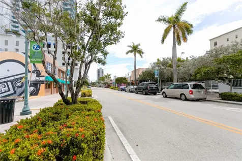 1911 Harrison Street Hollywood FL 33020