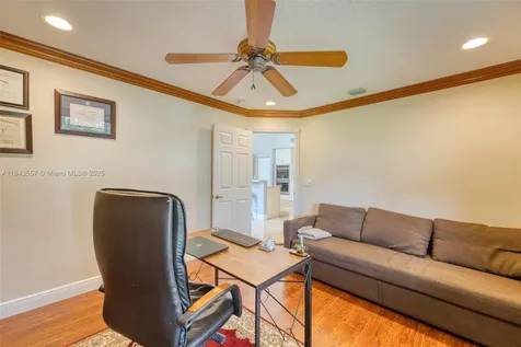 6153 NW 120th Terrace Coral Springs FL 33076