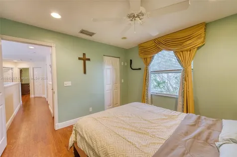 6153 NW 120th Terrace Coral Springs FL 33076