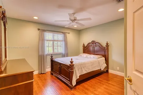 6153 NW 120th Terrace Coral Springs FL 33076