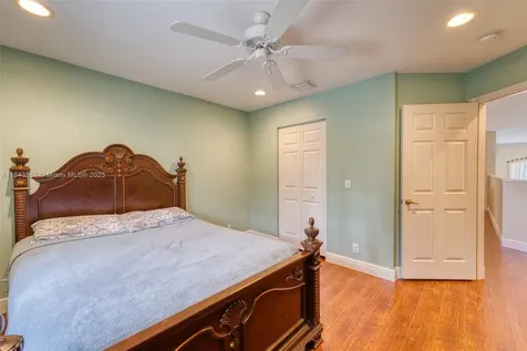 6153 NW 120th Terrace Coral Springs FL 33076