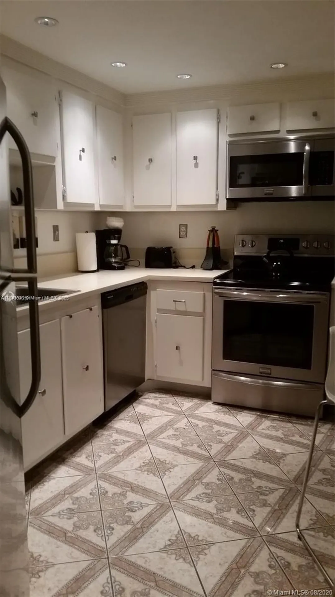 3725 S Ocean Drive Hollywood FL 33019