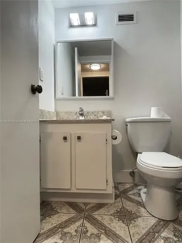 3725 S Ocean Drive Hollywood FL 33019