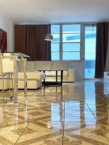 3725 S Ocean Drive Hollywood FL 33019