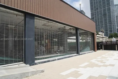 801 Brickell Bay Drive Miami FL 33131