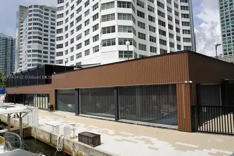 801 Brickell Bay Drive Miami FL 33131