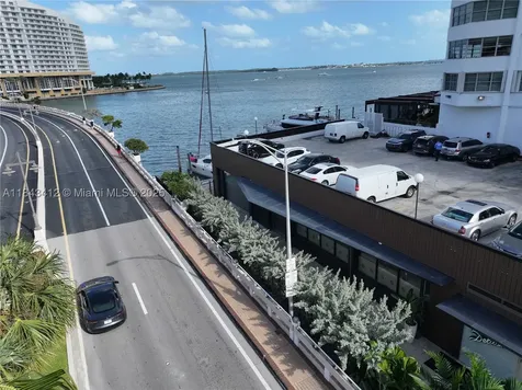 801 Brickell Bay Drive Miami FL 33131
