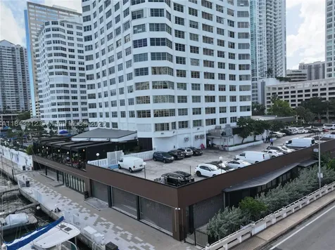 801 Brickell Bay Drive Miami FL 33131