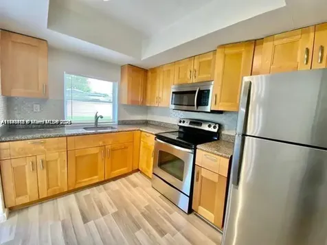 6521 NW 21st Street Sunrise FL 33313