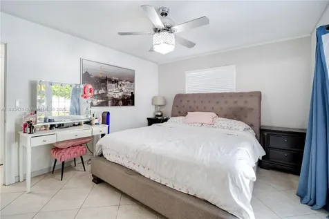 9025 SW 199th Street Cutler Bay FL 33157