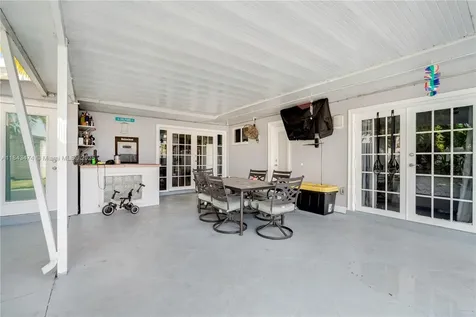 9025 SW 199th Street Cutler Bay FL 33157