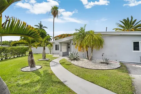 9025 SW 199th Street Cutler Bay FL 33157