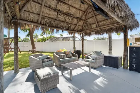 9025 SW 199th Street Cutler Bay FL 33157