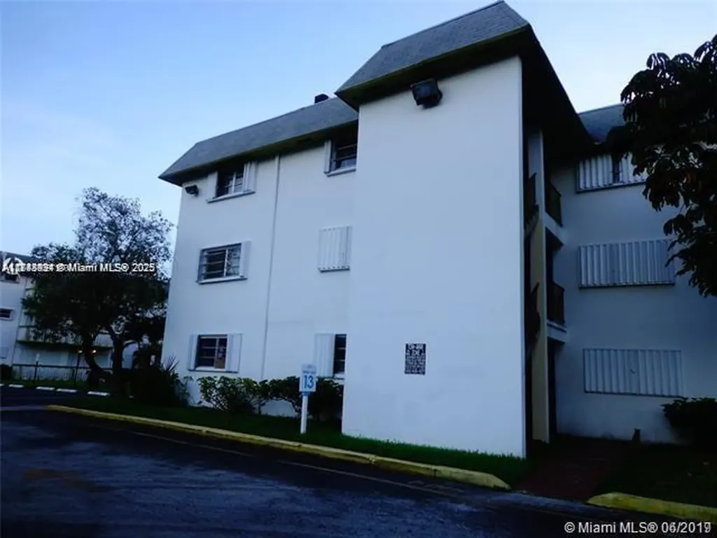 15225 NE 6th Avenue Miami FL 33162