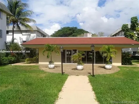 15225 NE 6th Avenue Miami FL 33162