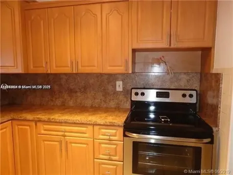 15225 NE 6th Avenue Miami FL 33162