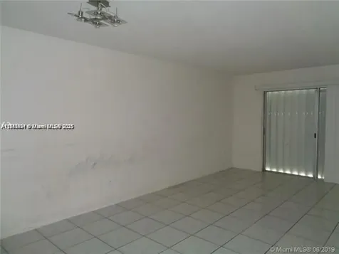 15225 NE 6th Avenue Miami FL 33162