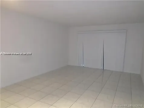 15225 NE 6th Avenue Miami FL 33162