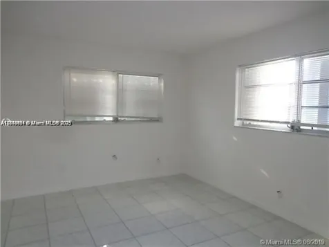 15225 NE 6th Avenue Miami FL 33162