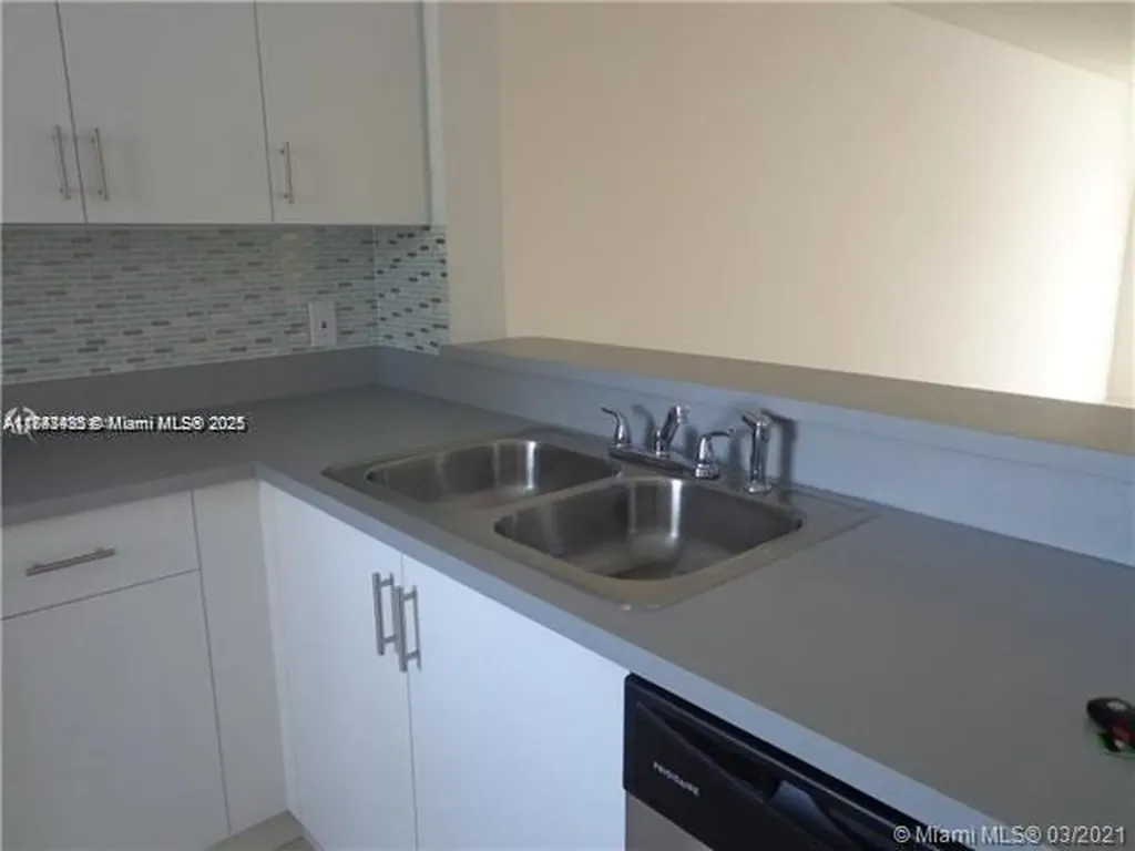 5200 NW 31st Avenue Fort Lauderdale FL 33309