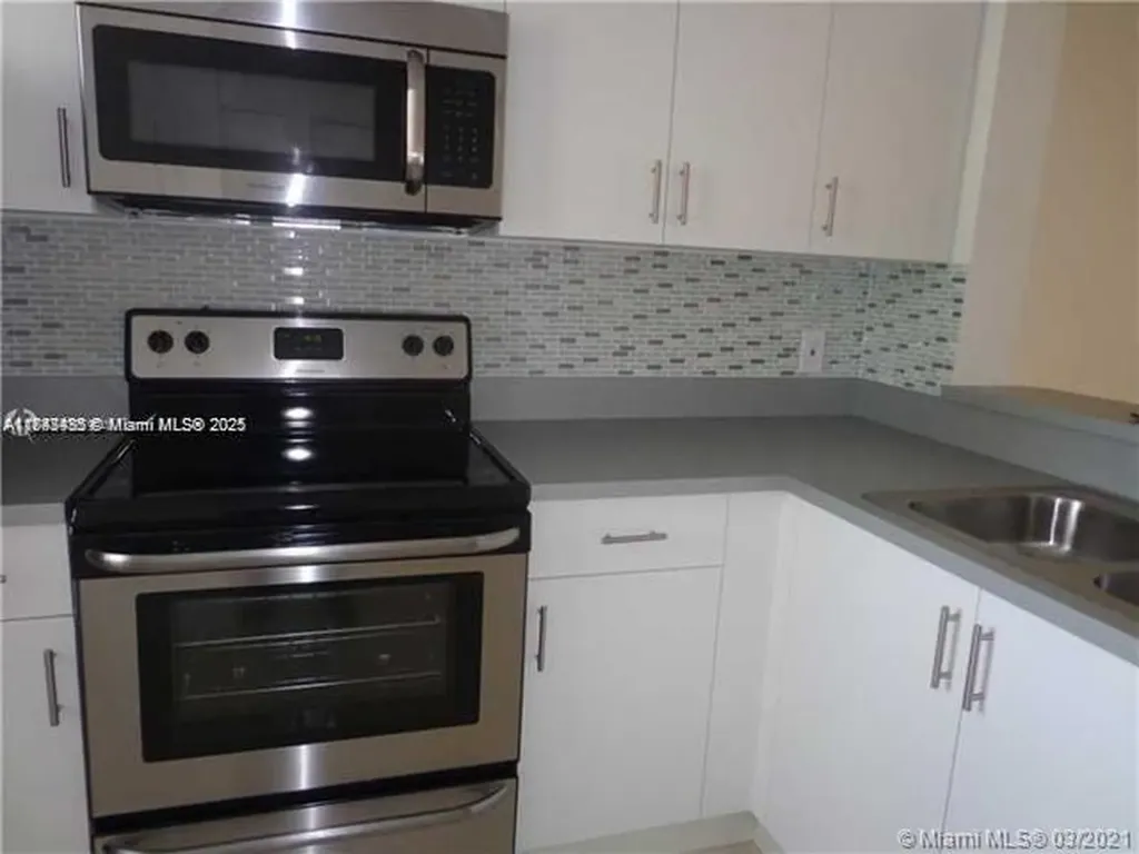 5200 NW 31st Avenue Fort Lauderdale FL 33309
