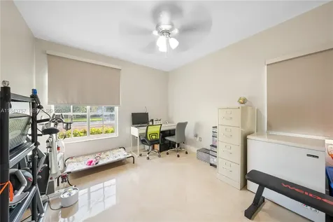 9621 W Calusa Club Drive Miami FL 33186