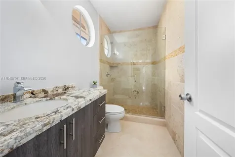 9621 W Calusa Club Drive Miami FL 33186