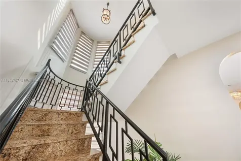 9621 W Calusa Club Drive Miami FL 33186
