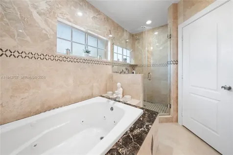 9621 W Calusa Club Drive Miami FL 33186