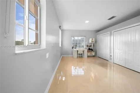 9621 W Calusa Club Drive Miami FL 33186