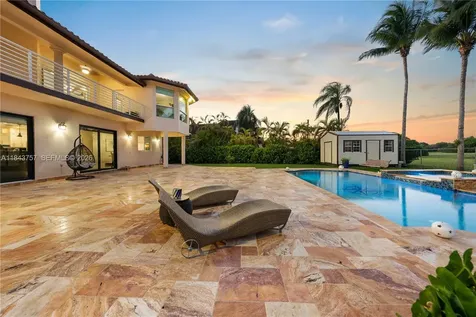 9621 W Calusa Club Drive Miami FL 33186
