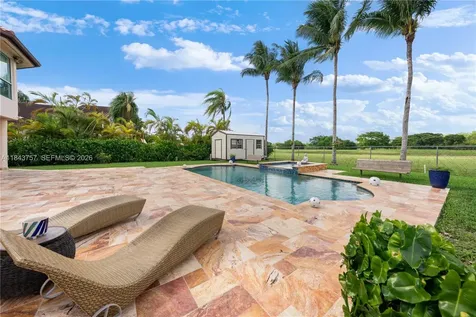 9621 W Calusa Club Drive Miami FL 33186